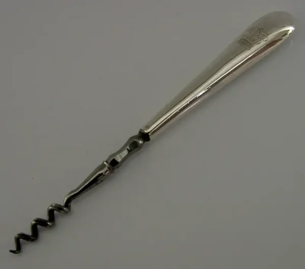 ENGLISH EDWARDIAN SOLID STERLING SILVER BARON ENGRAVED CORKSCREW 1901 ANTIQUE