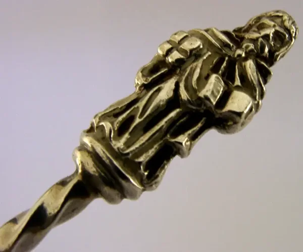 ENGLISH SOLID STERLING SILVER APOSTLE SERVING SPOON 1915 ANTIQUE 40g