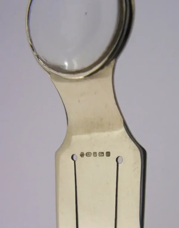 SUPERB STERLING SILVER MAGNIFYING GLASS BOOKMARK 2006 BOXED