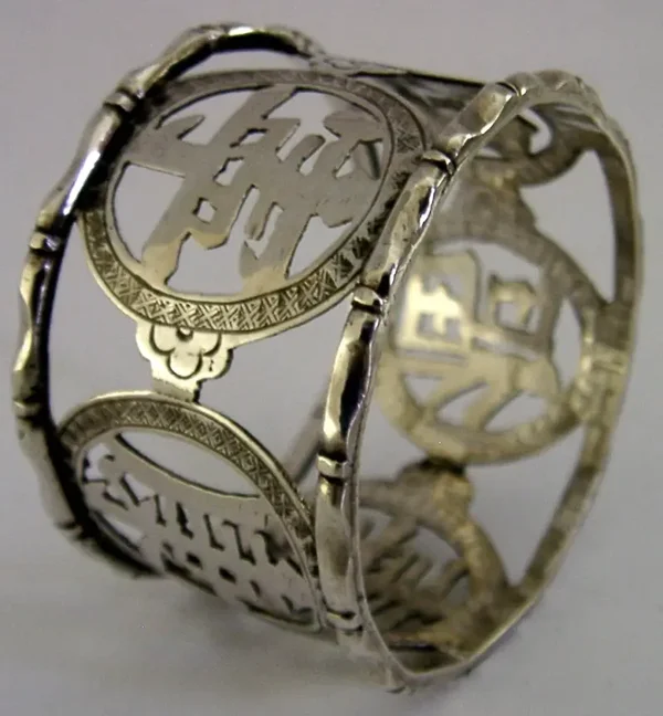 CHINESE EXPORT SILVER NAPKIN RING WANG HING c1900 ANTIQUE