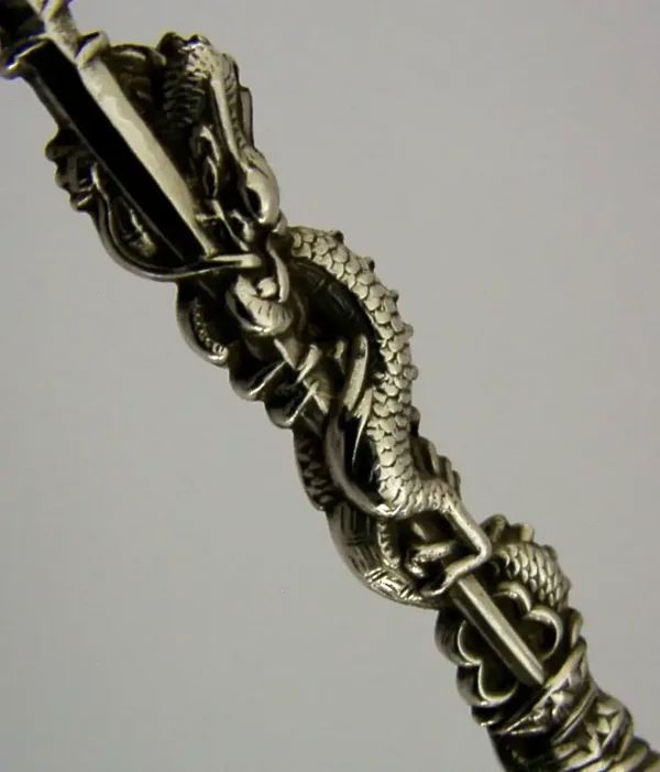 JAPANESE / CHINESE EXPORT SOLID SILVER DRAGON SPOON c1940 ANTIQUE