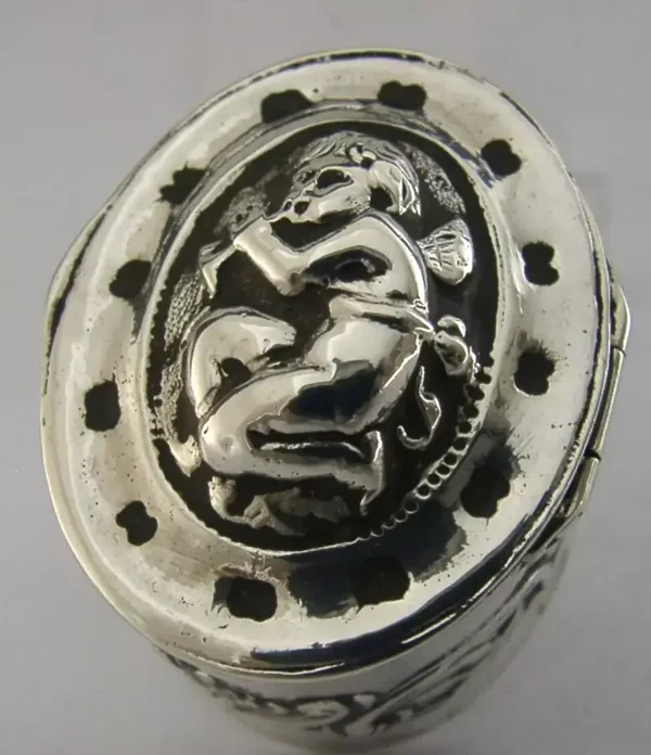 BEAUTIFUL STERLING SILVER CHERUB TRINKET SNUFF BOX 1899 VICTORIAN ANTIQUE