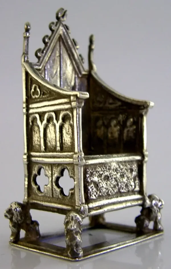 ENGLISH ANTIQUE STERLING SILVER MINIATURE CORONATION CHAIR 1901 ROYALTY