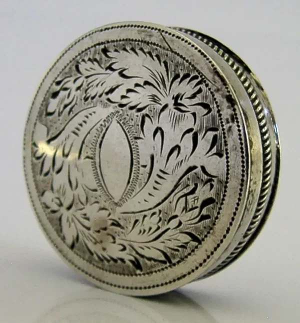RARE GEORGIAN STERLING SILVER PATCH BOX 1822 ANTIQUE
