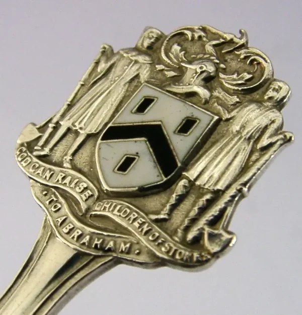 WORSHIPFUL COMPANY of PAVIORS STERLING SILVER ENAMEL CADDY SPOON 1935 ANTIQUE