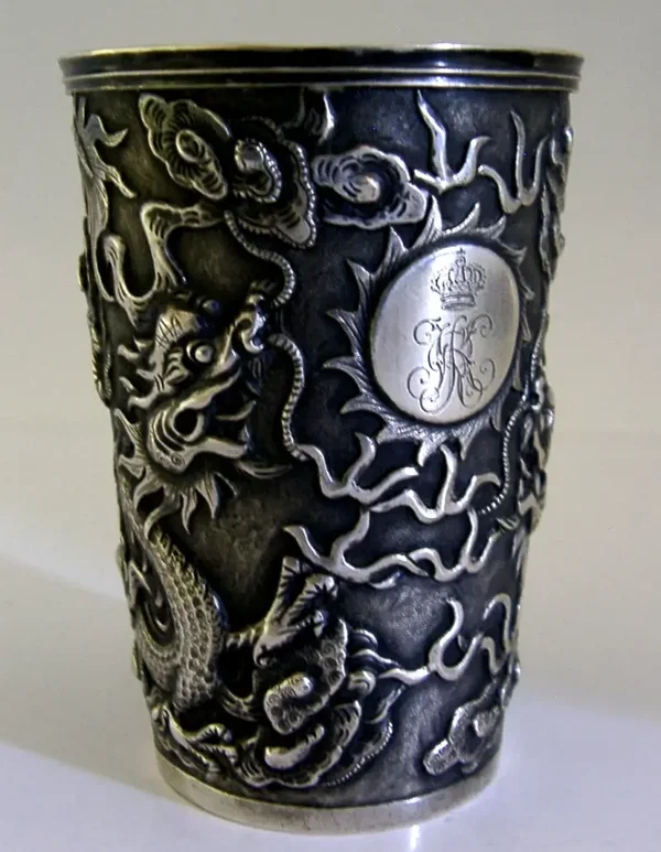 CHINESE EXPORT SILVER BEAKER CUP ROYAL CORNET CREST ? 1901 DRAGONS 89g