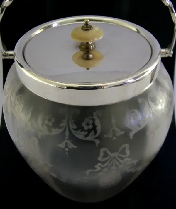 ANTIQUE SUPERB SILVER PLATED ETCHED GLASS BISCUIT BARREL c1910 ANTIQUE