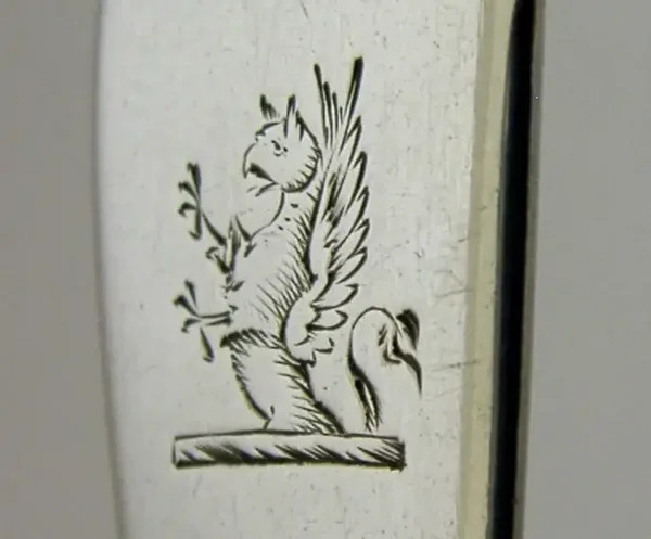 LARGE RARE IRISH STERLING SILVER GRIFFIN FAMILY CRESTED SCOOP SPOON 1853 ANTIQUE