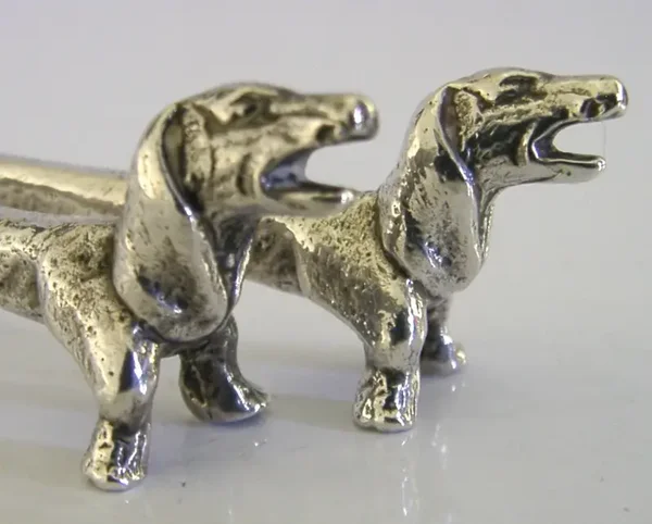 NOVELTY STERLING SILVER DACHSHUND DOG CUTLERY RESTS 1972 ANIMALS ENGLISH 72g