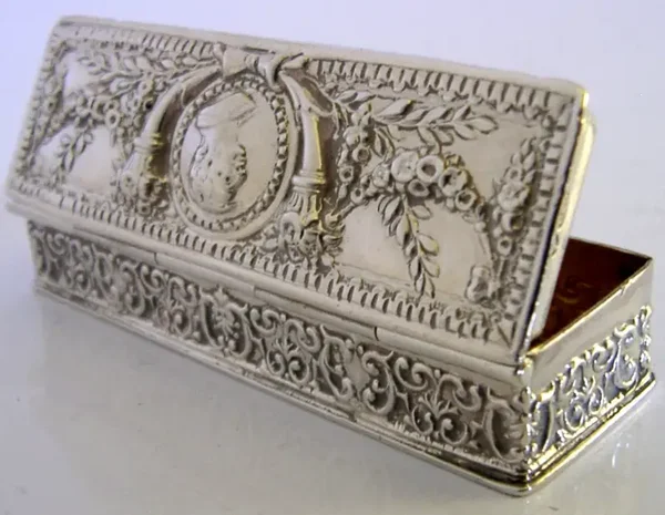 HEAVY 56g SOLID STERLING SILVER BOX 1906 ANTIQUE