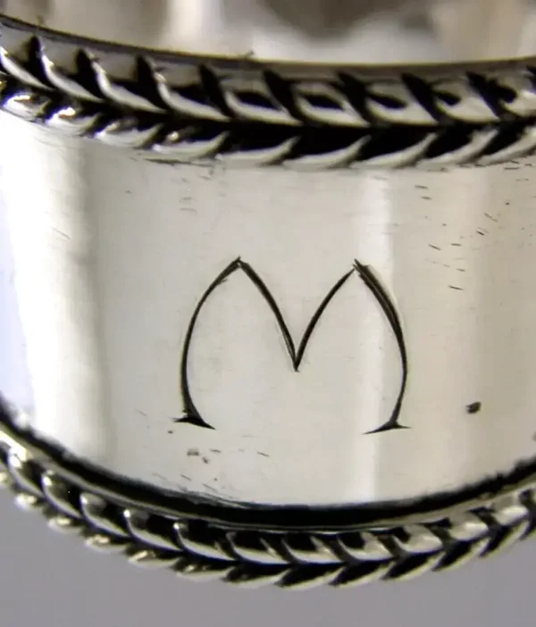 ARTS & CRAFTS ENGLISH SOLID STERLING SILVER NAPKIN RING 1956 QUALITY HAND MADE