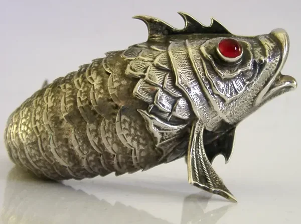 SUPERB 86g SPANISH 915 SILVER ARTICULATED FISH c1950 SPAIN ANIMALS