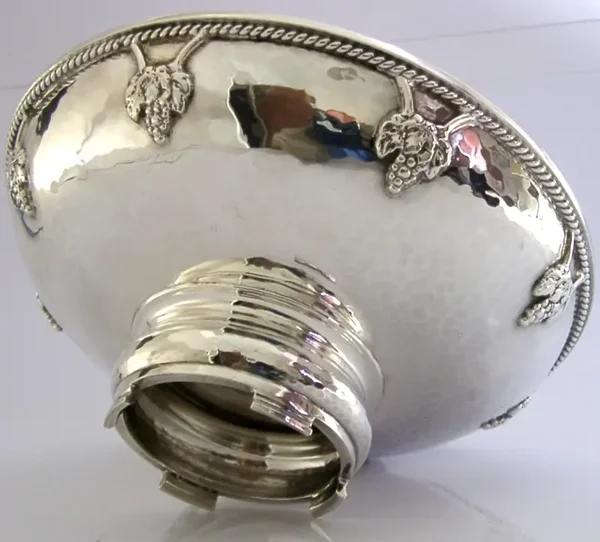 RARE A E JONES 230g STERLING SILVER GRAPE BOWL TAZZA ENGLISH ARTS & CRAFTS