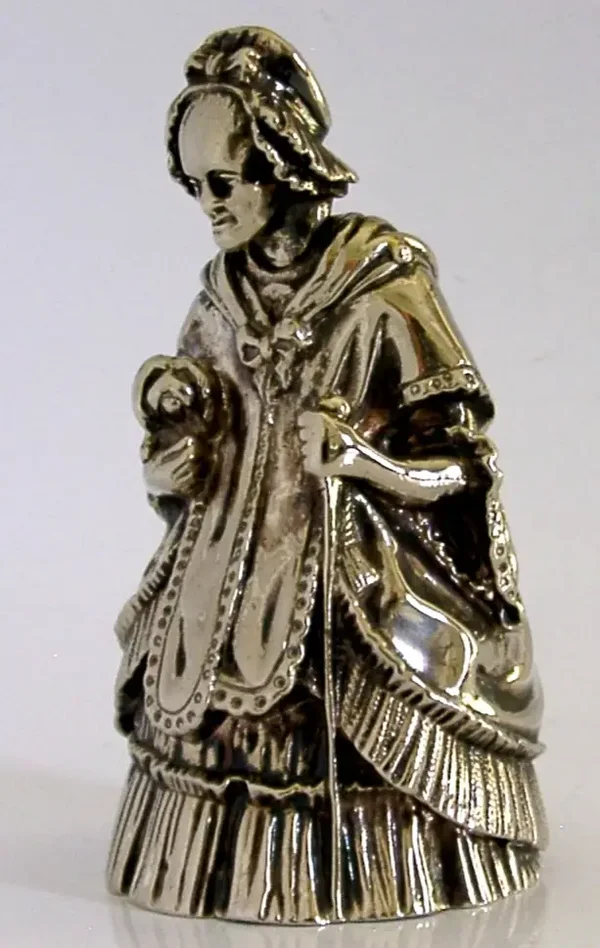 RARE SILVER PLATED OLD MOTHER HUBBARD TABLE BELL 1874 ELKINGTON ANTIQUE 482g