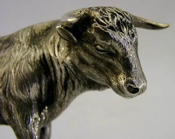 LARGE 254g PORTUGUESE SOLID SILVER BULL FIGURE c1940 PORTUGAL ANIMAL SUPERB