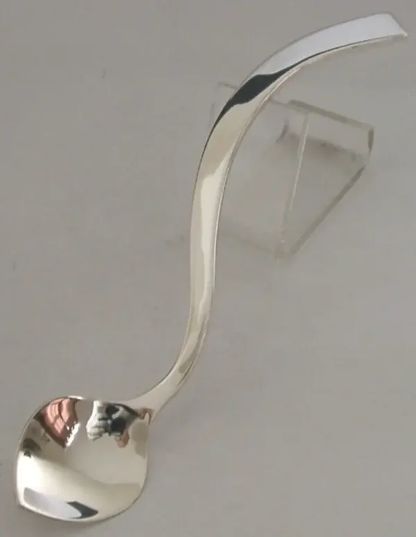 SUPERB MODERNIST SOLID STERLING SILVER SNAKE LIKE SPOON c1980 50g ENGLISH