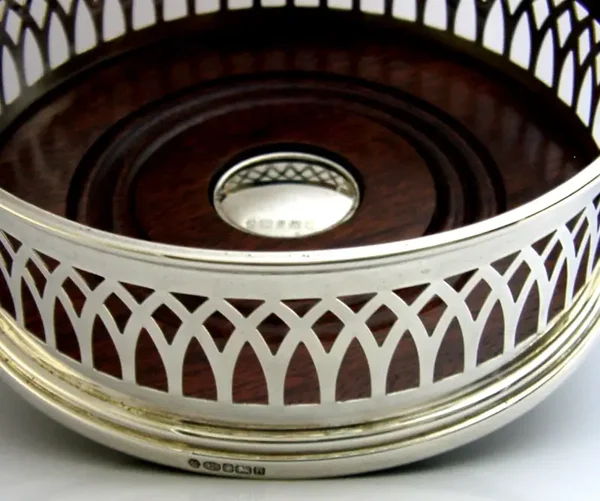 PERFECT LARGE STERLING SILVER WINE CHAMPAGNE BOTTLE COASTER 2007 BARWARE 182g