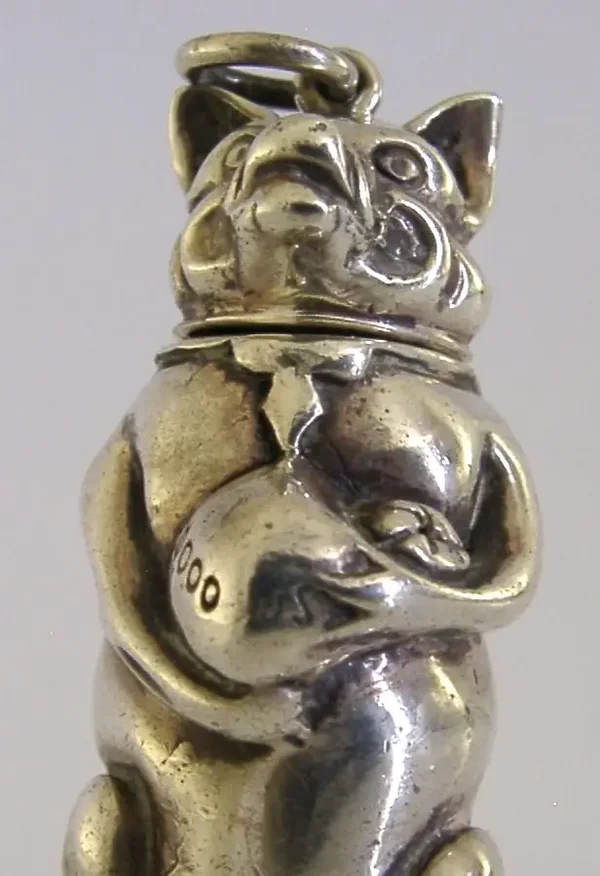NOVELTY STERLING SILVER GREEDY PIG BANKER VESTA CASE c1990 ANIMAL