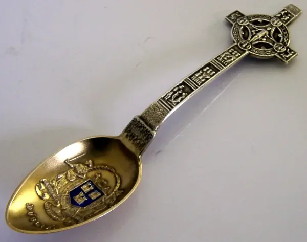 STUNNING DUBLIN IRISH STERLING SILVER SOUVENIR SPOON ANTIQUE 1906