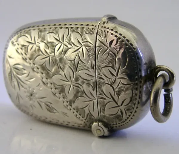 ANTIQUE VICTORIAN SOLID STERLING SILVER VESTA CASE 1895