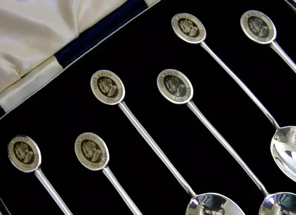 RARE SET OF SIX SOLID STERLING SILVER ENAMEL JUBILEE SPOONS 1934 CASED ROYALTY