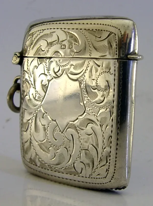 ENGLISH ANTIQUE SOLID STERLING SILVER VESTA MATCH CASE 1914