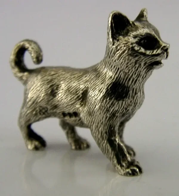ENGLISH STERLING SILVER CAST CAT KITTEN FIGURE LONDON c1993 ANIMAL 18g