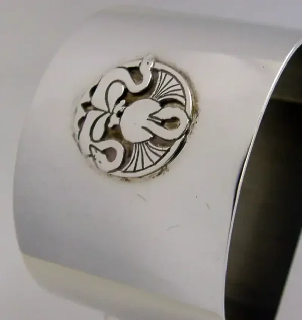 BEAUTIFUL SCOTTISH SHETLAND STERLING SILVER SWAN NAPKIN RING HAND MADE 2003 41g