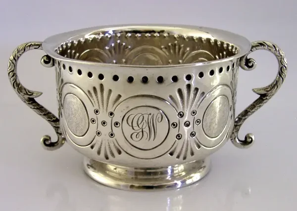STERLING SILVER 149g ASPREY REPRODUCTION PORRINGER CUP BOWL of 1655 ANTIQUE 1912