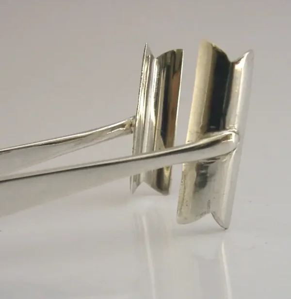 ENGLISH EDWARDIAN SOLID STERLING SILVER ASPARAGUS TONGS 1908 ANTIQUE