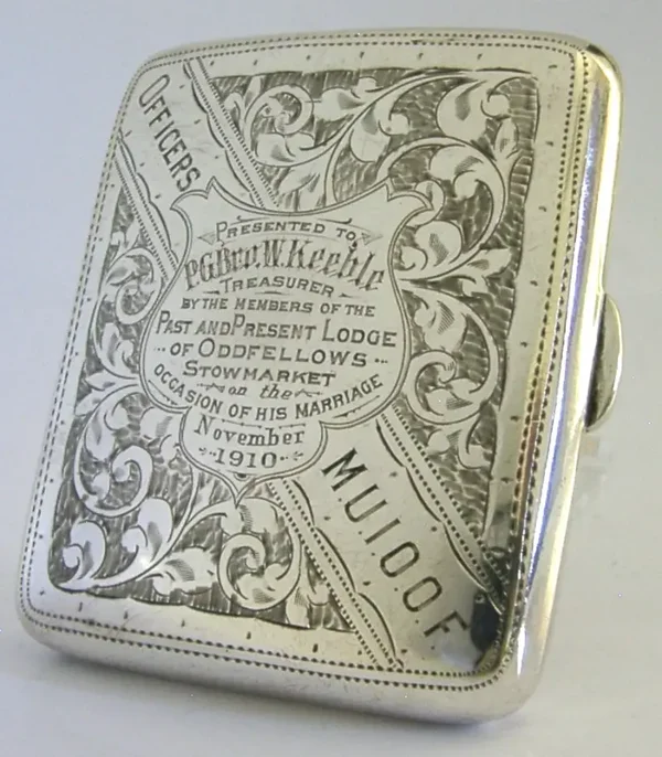 ENGLISH ANTIQUE STERLING SILVER ODDFELLOWS STOWMARKET CIGARETTE CASE 1910 79g