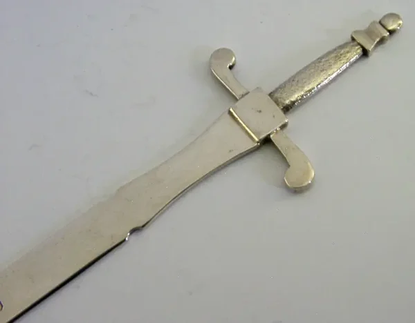 RARE NOVELTY SWORD ENGLISH STERLING SILVER LETTER OPENER 1998 DESK ITEM 40g