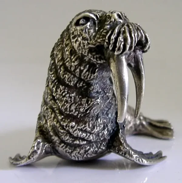 SUPERB HEAVY 78g SILVER WALRUS FIGURE c1950 ANIMAL SEA CREATURE