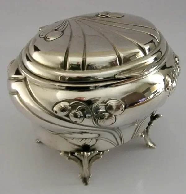 STUNNING LARGE 282g AUSTRIAN ART NOUVEAU 800 SOLID SILVER BOX