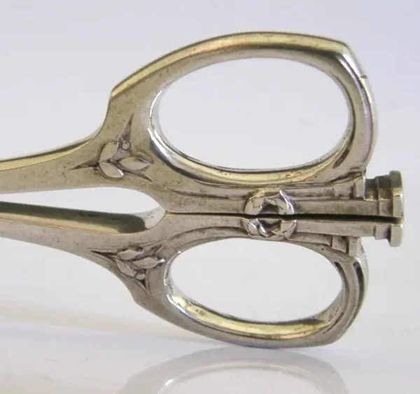SECESSIONIST GERMAN ANTIQUE SILVER KOCH & BERGFLED GRAPE SHEARS c1900 BARWARE