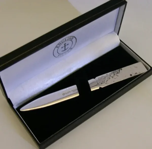CASED STERLING SILVER PLANISHED LETTER ENVELOPE OPENER 2018 DESK ITEM