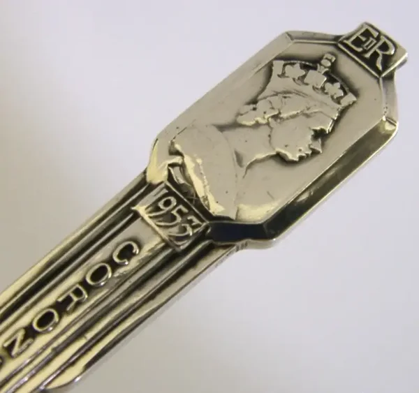 ENGLISH STERLING SILVER QUEEN ELIZABETH II CORONATION SPOON 1953 ROYALTY