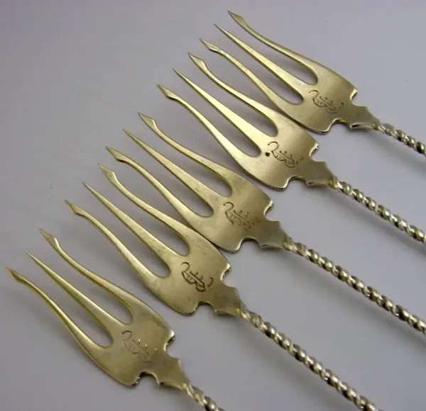 5 AMERICAN STERLING SILVER PICKLE FORKS WHITING c1900 ANTIQUE