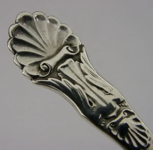 CLASSICAL ENGLISH ANTQIUE SOLID STERLING SILVER CADDY SPOON 1895 VICTORIAN