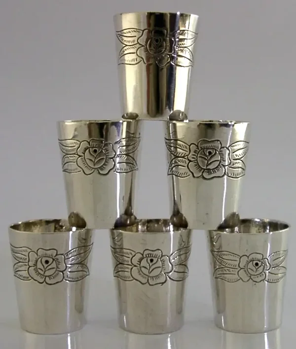 6 SOLID SILVER 150g SHOT SCHNAPPS TOT CUPS c1940 BARWARE ROSES