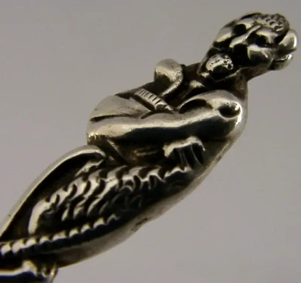 RARE ENGLISH STERLING SILVER DEVIL GOLFING GOLF SPOON 1935 SPORTING