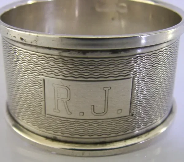1995 STERLING SILVER 'RJ' ENGRAVED NAPKIN RING