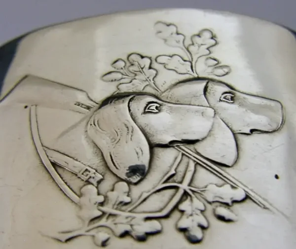 SUPERB STERLING SILVER HUNTING SHOOTING GUN DOGS NAPKIN RING 1990