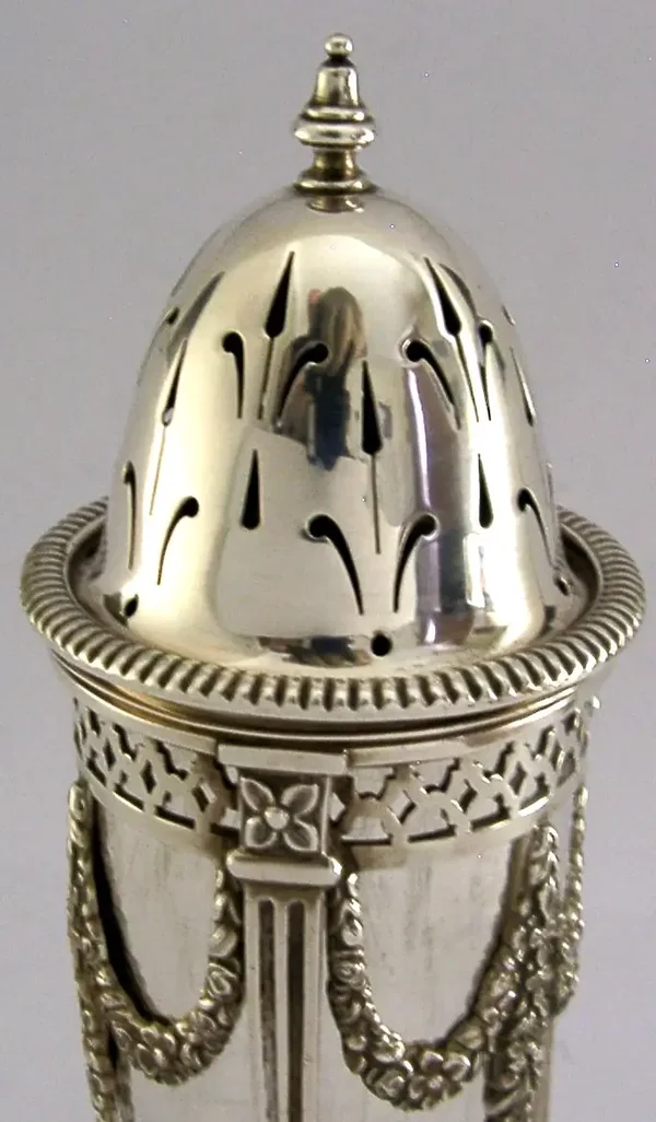 HEAVY 196g QUALITY ENGLISH STERLING SILVER SUGAR CASTER ON STAND ANTIQUE 1911