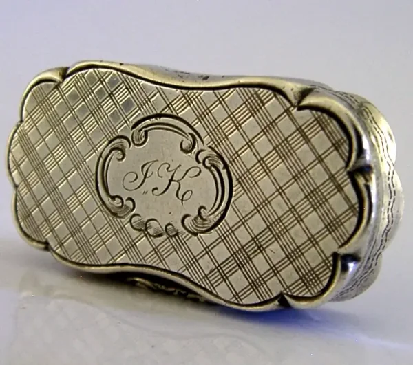 SUPERB ENGLISH VICTORIAN STERLING SILVER VINAIGRETTE BOX 1853 ANTIQUE