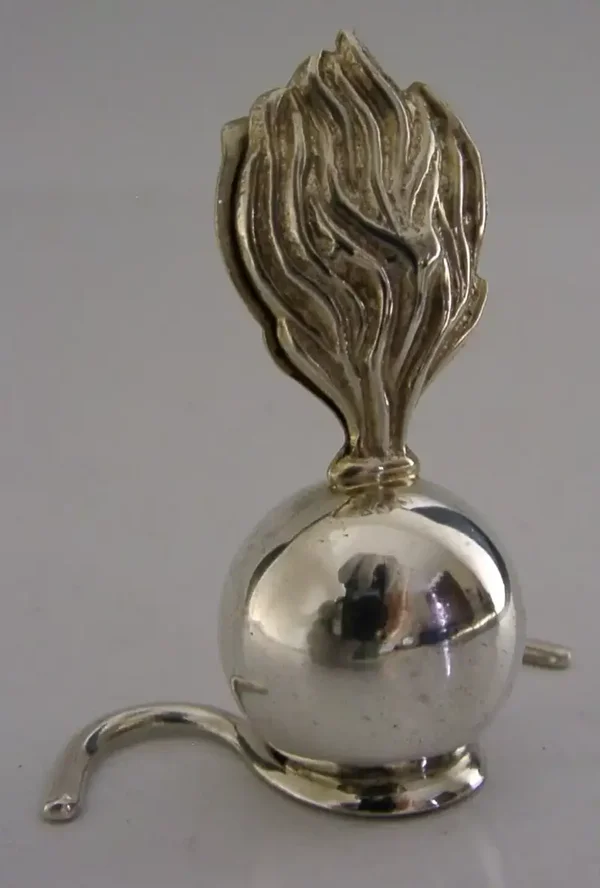 ROYAL ARTILLERY or FUSILIERS STERLING SILVER MILITARY MENU HOLDER 1910