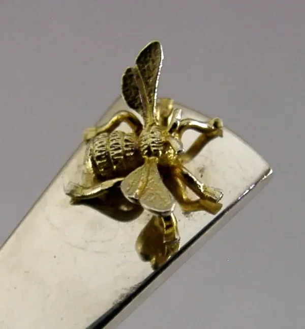 PAUL MARKEY STERLING SILVER HOOKED BACK HONEY BEE SPOON 1984 DESIGNER