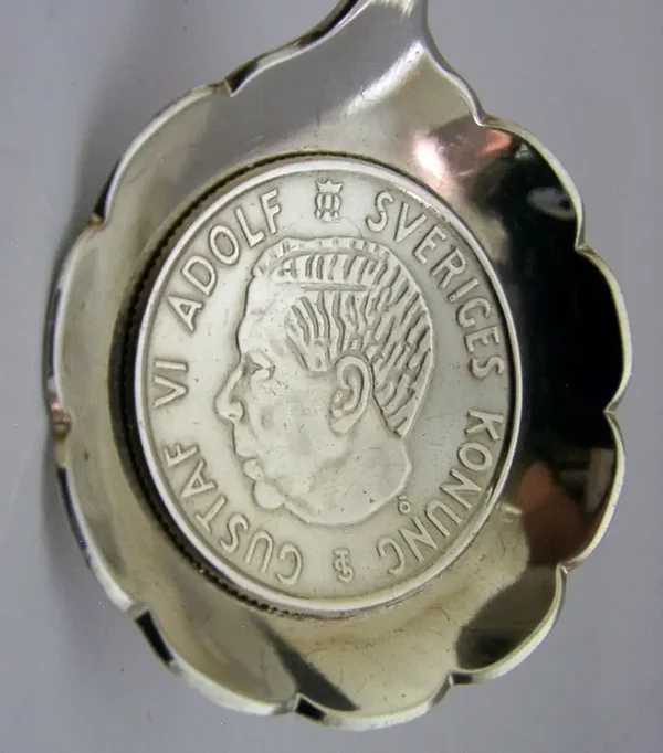 SWEDISH 32g SOLID SILVER SPOON GUSTAF VI ADOLF COIN / MEDAL SET 1957