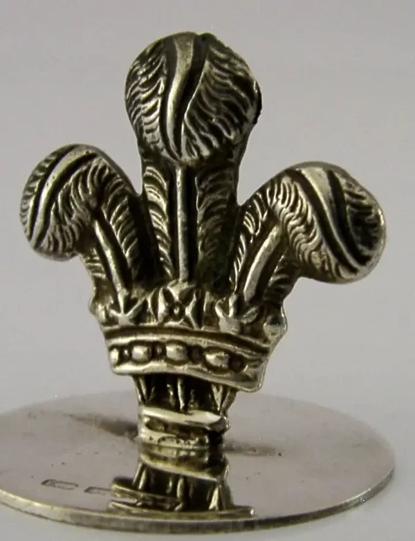 STERLING SILVER ROYAL MENU HOLDER 2007 KING CHARLES PRINCE FEATHERS