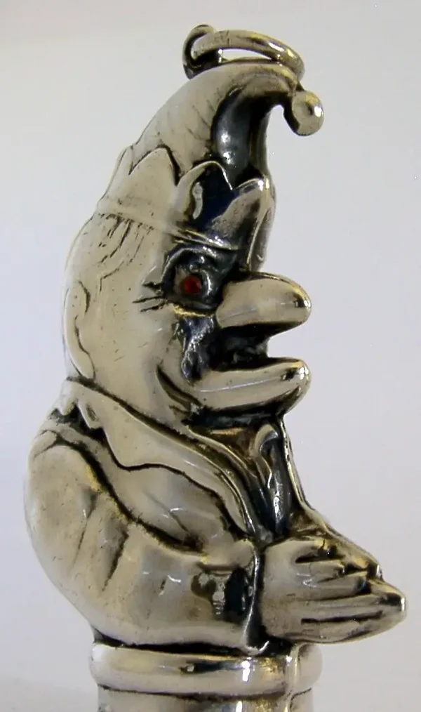 RARE HANAU STERLING SILVER GEM STONE EYES MR PUNCH VESTA CASE c1960